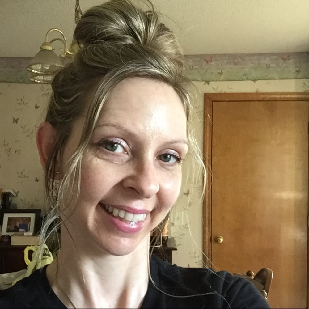 Meet your Posher, Kerri